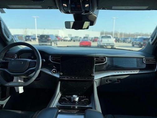 2023 Jeep Grand Wagoneer L Series II