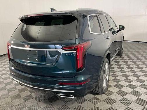 2025 Cadillac XT6 Premium Luxury AWD