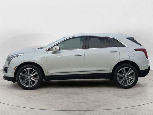 Crystal White Tri-Coat 2024 Cadillac XT5 Premium Luxury