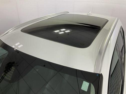 2020 Volvo XC40 T5 Momentum