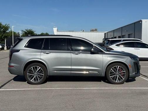 Silver Metallic 2023 Cadillac XT6 Sport AWD