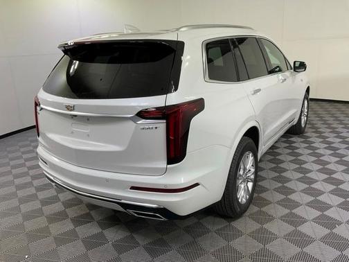 2025 Cadillac XT6 Luxury AWD