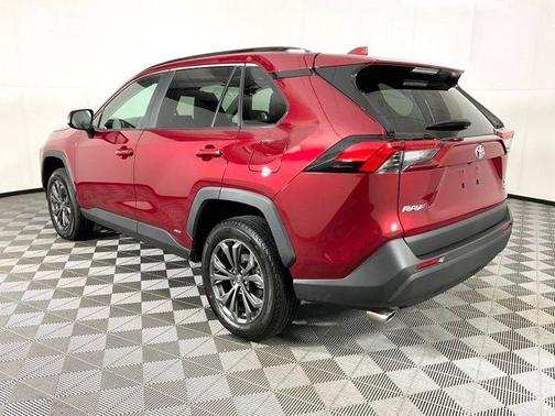 2025 Toyota RAV4 Hybrid XLE Premium