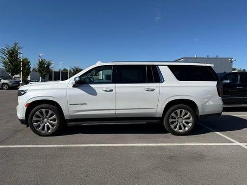 2023 Chevrolet Suburban Premier