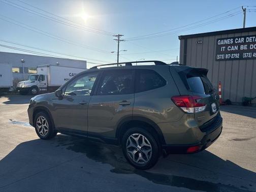 2021 Subaru Forester Premium