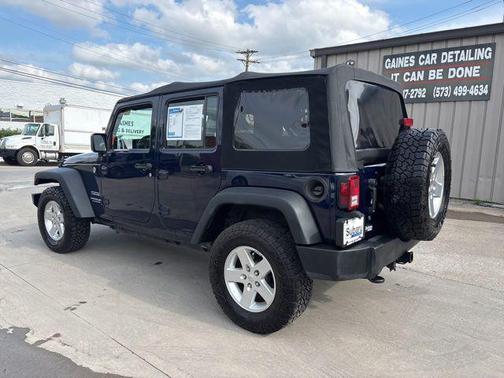 True Blue Pearlcoat 2013 Jeep Wrangler Unlimited Sport