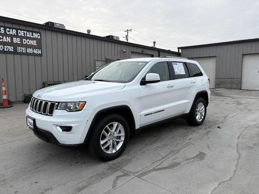 2017 Jeep Grand Cherokee Laredo