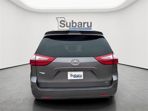 2017 Toyota Sienna SE