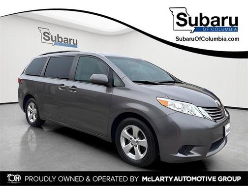 2017 Toyota Sienna SE