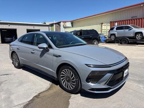 Transmission Blue 2024 Hyundai SONATA Hybrid Limited