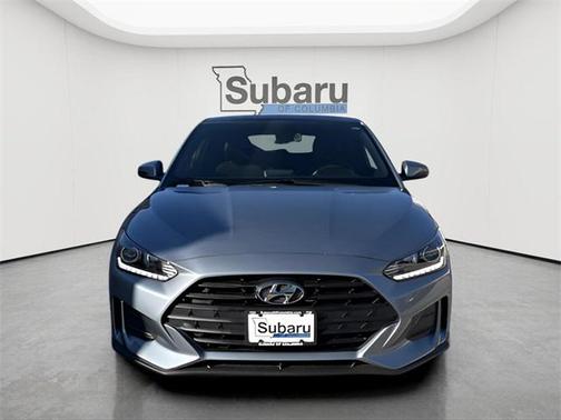 2019 Hyundai Veloster 2