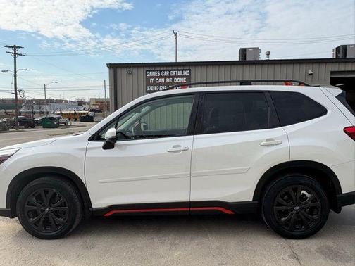 Crystal White Pearl 2021 Subaru Forester Sport