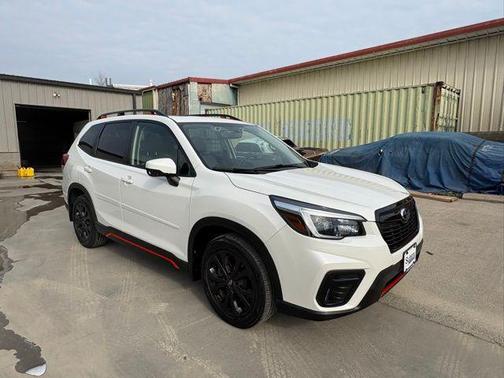 Crystal White Pearl 2021 Subaru Forester Sport