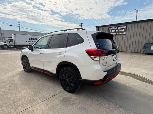 Crystal White Pearl 2021 Subaru Forester Sport