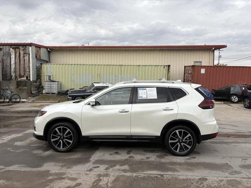 2020 Nissan Rogue SL