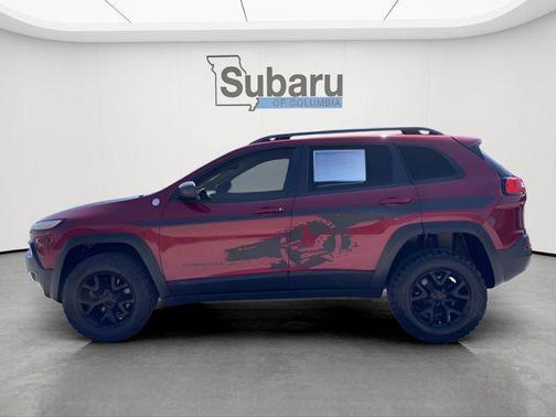 Deep Cherry Red Crystal Pearlcoat 2015 Jeep Cherokee Trailhawk