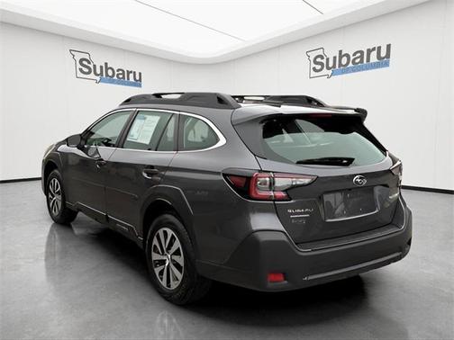 2025 Subaru Outback Base