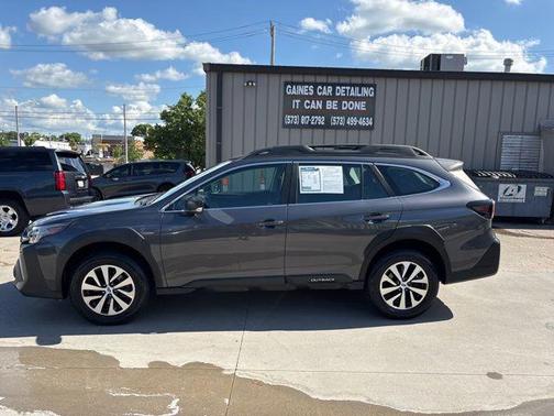 Magnetite Gray Metallic 2023 Subaru Outback Base