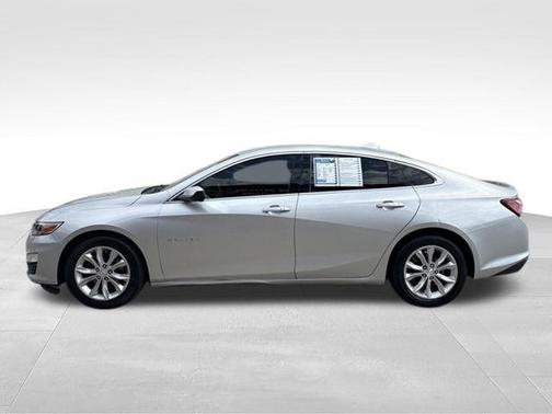 Silver Ice Metallic 2020 Chevrolet Malibu FWD LT