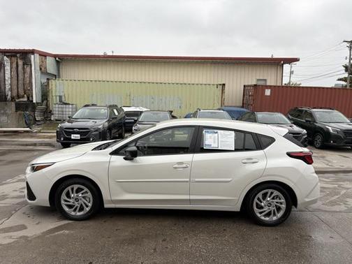 2025 Subaru Impreza Base