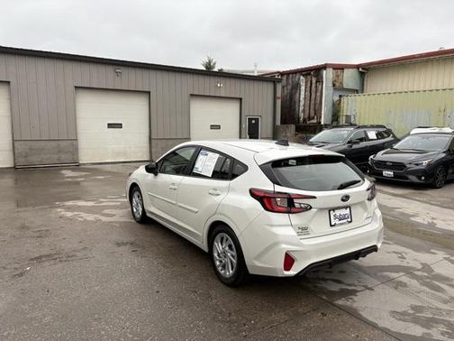 2025 Subaru Impreza Base