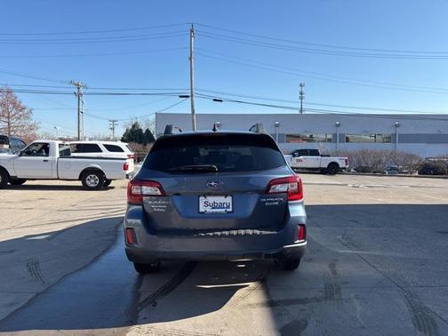 2017 Subaru Outback 2.5i Premium