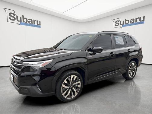 Crystal Black Silica 2025 Subaru Forester Hybrid Touring