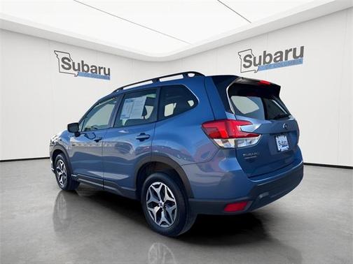 2024 Subaru Forester Premium