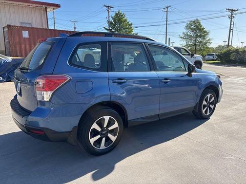 Quartz Blue 2018 Subaru Forester 2.5i
