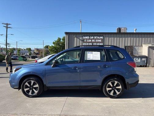 Quartz Blue 2018 Subaru Forester 2.5i