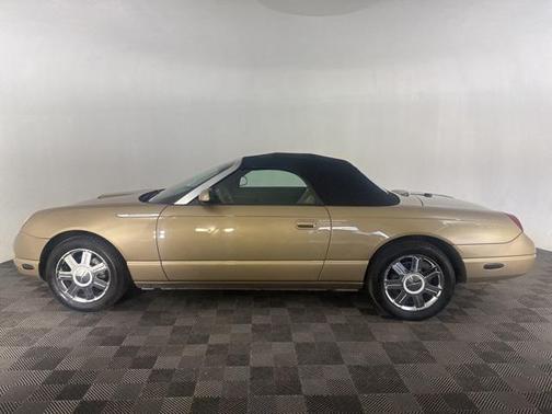 2005 Ford Thunderbird Base