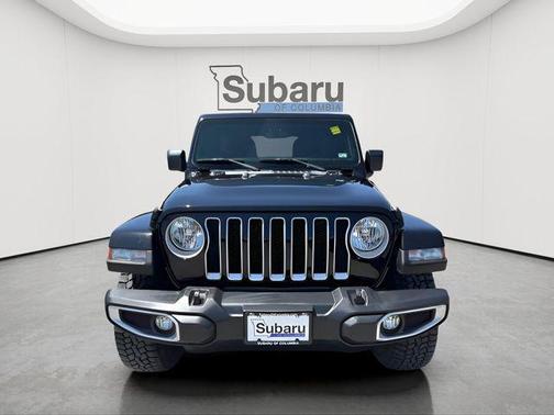 Black Clearcoat 2023 Jeep Wrangler 4-Door Sahara 4x4