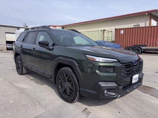 Deep Emerald Green Pearl 2026 Subaru Outback Limited XT