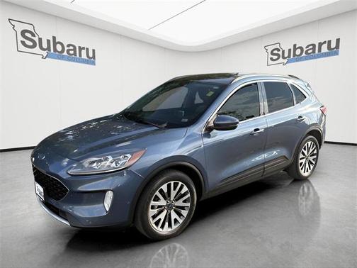 2020 Ford Escape Titanium