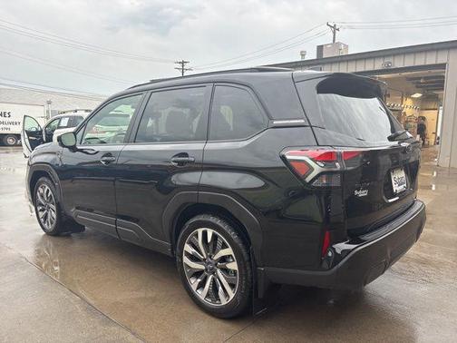 Crystal Black Silica 2025 Subaru Forester Touring