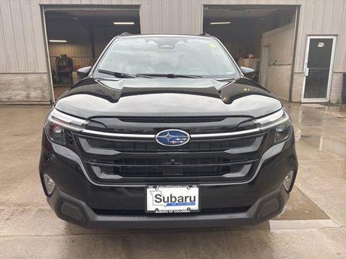 Crystal Black Silica 2025 Subaru Forester Touring