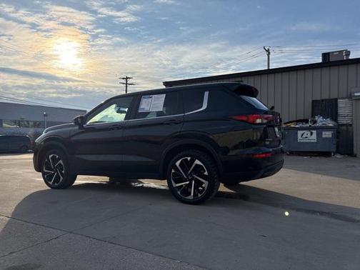 2022 Mitsubishi Outlander ES 2.5 S-AWC