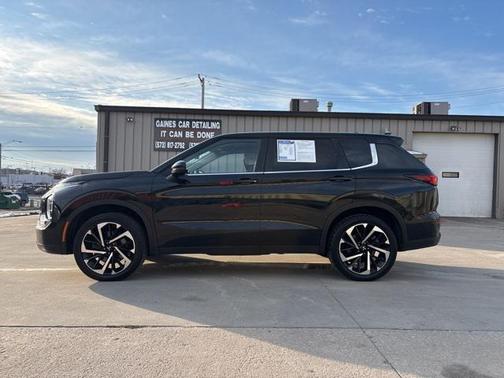 2022 Mitsubishi Outlander ES 2.5 S-AWC