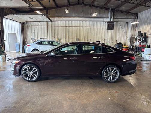 Purple Metallic 2020 Chevrolet Malibu Premier