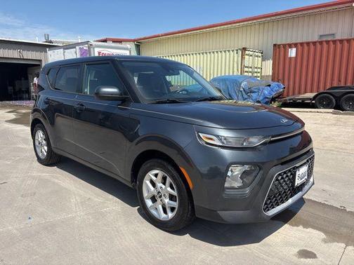 Gravity Grey 2020 Kia Soul S