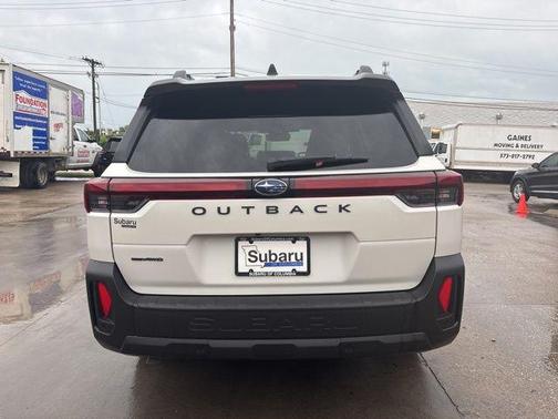 Crystal White Pearl 2026 Subaru Outback Limited
