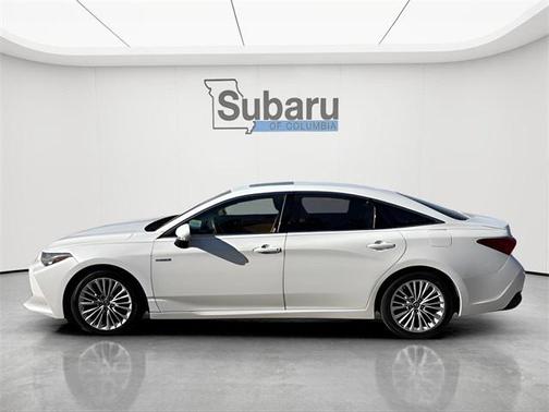 2019 Toyota Avalon Hybrid Limited