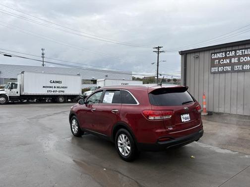 2017 Kia Sorento LX