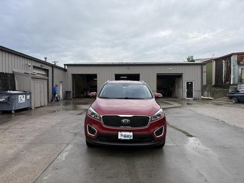 2017 Kia Sorento LX