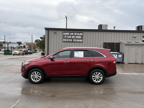 2017 Kia Sorento LX