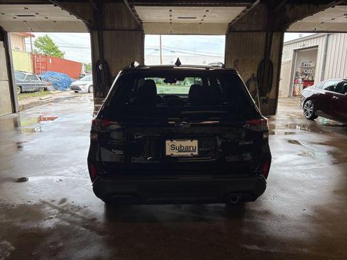 Crystal Black Silica 2026 Subaru Forester Hybrid Touring