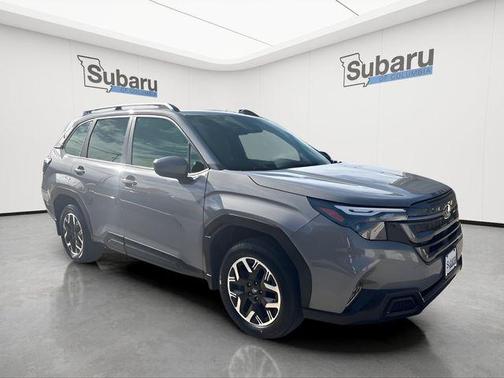 Pearl 2025 Subaru Forester Premium