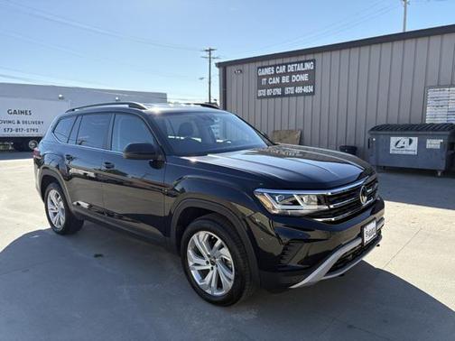 2022 Volkswagen Atlas 3.6L SE w/Technology
