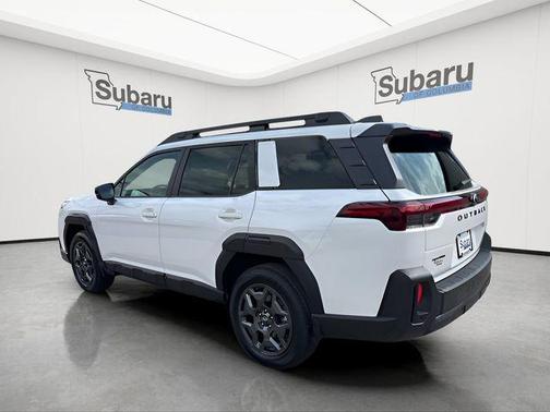 Crystal White 2026 Subaru Outback Premium