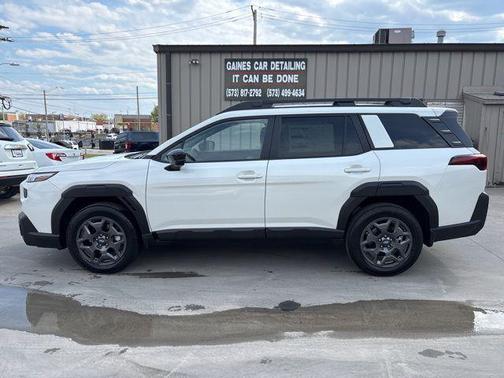 Crystal White 2026 Subaru Outback Premium